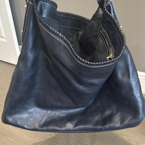 Gucci Leather Navy Blue Hobo Women's Bag - Picture 5 of 12
